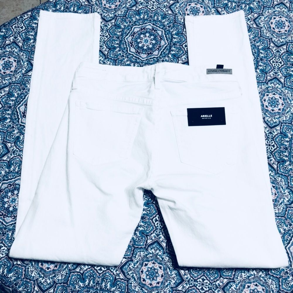 C of H Arielle mid rise slim P11